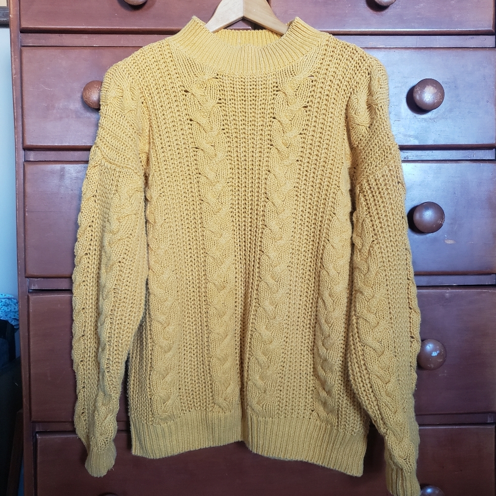 Vintage cable knit sweater